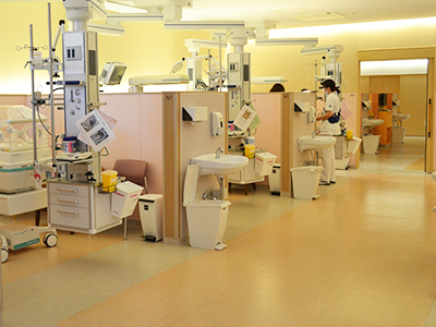 あかちゃんセンター